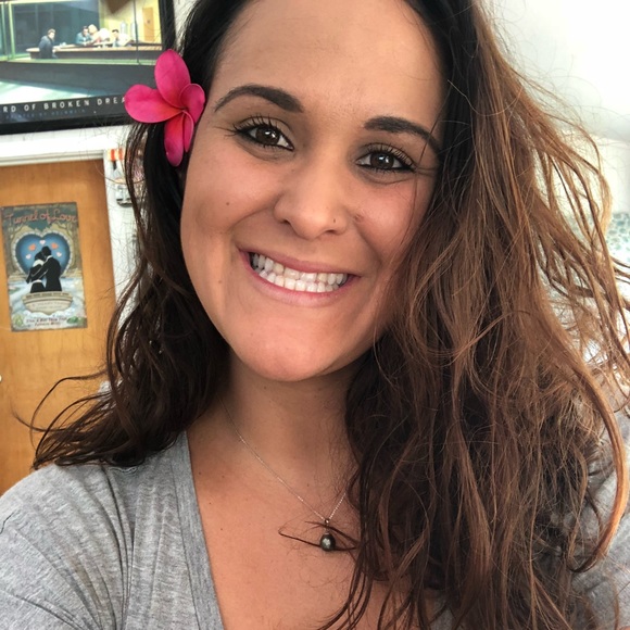 Meet your Posher, Amber - Picture 1 of 1